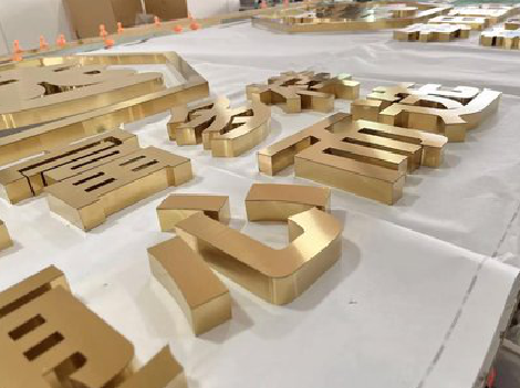 镇安拉丝不锈钢字的特点。